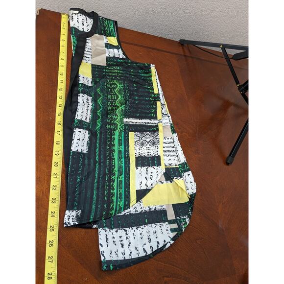 Kenneth Cole Satin Blouse M‎ Yellow Green Abstract V Neck Sleeveless Hi Low Hem - Picture 7 of 9